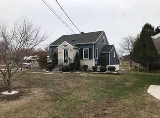 3813 Menasha Ave, Manitowoc, WI 54220