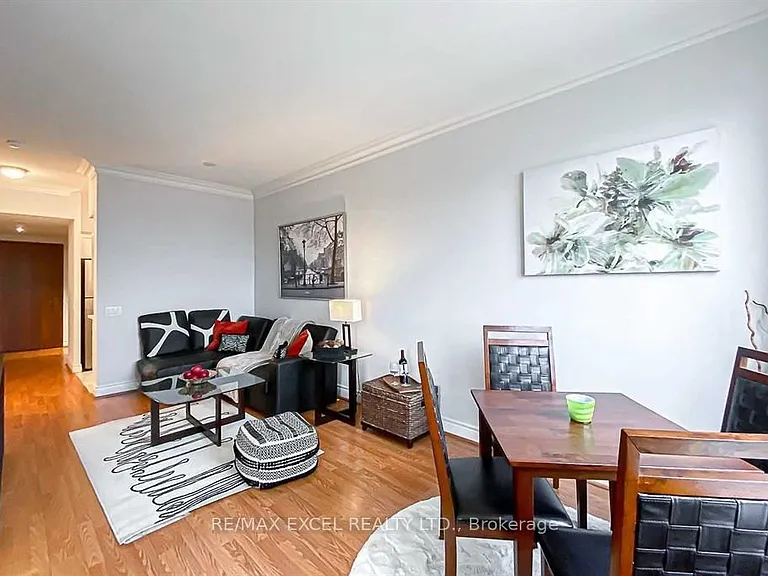 2 Clairtrell Rd #801 — Photo 11