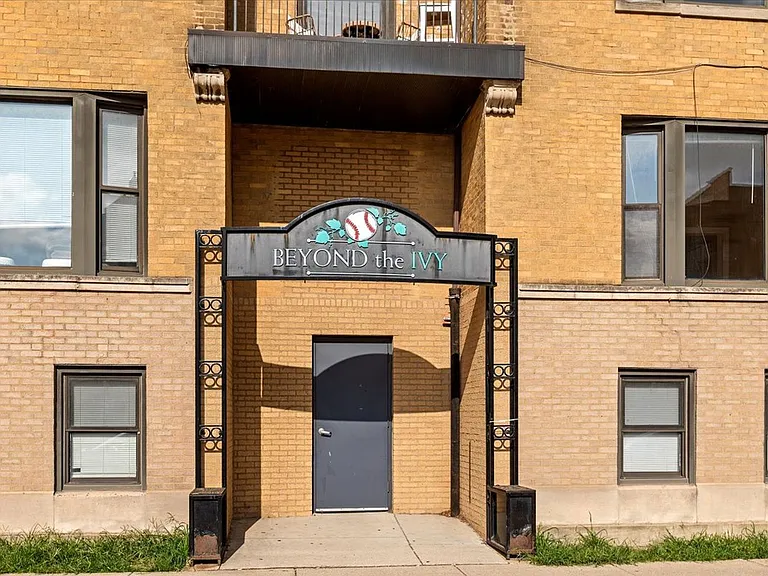 3707 N Sheffield Ave #1 — Photo 11