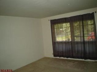 3285 Brunswick Dr, Florissant, MO