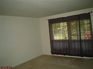 3285 Brunswick Dr photo 1