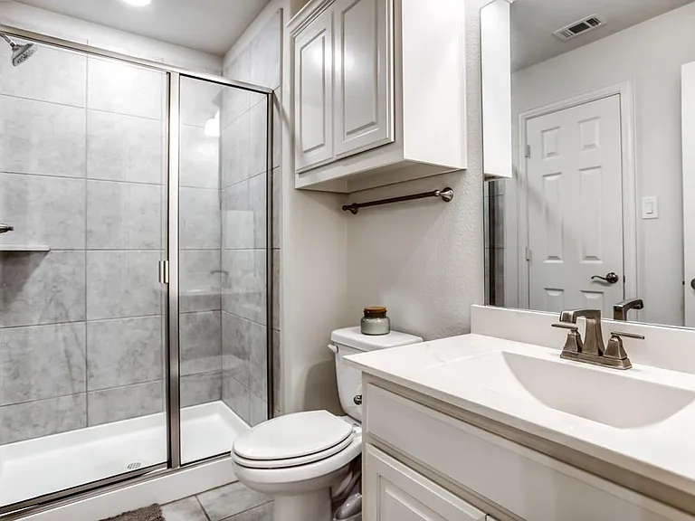 12558 Princess Dr — Photo 15