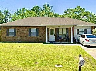 1001 W Birch Dr, Gulfport, MS 39503