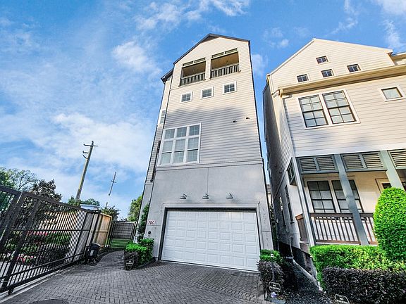 2nd image of 4005 Woodshire Village Est