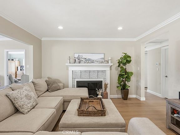 2nd image of 27569 Longhill Dr