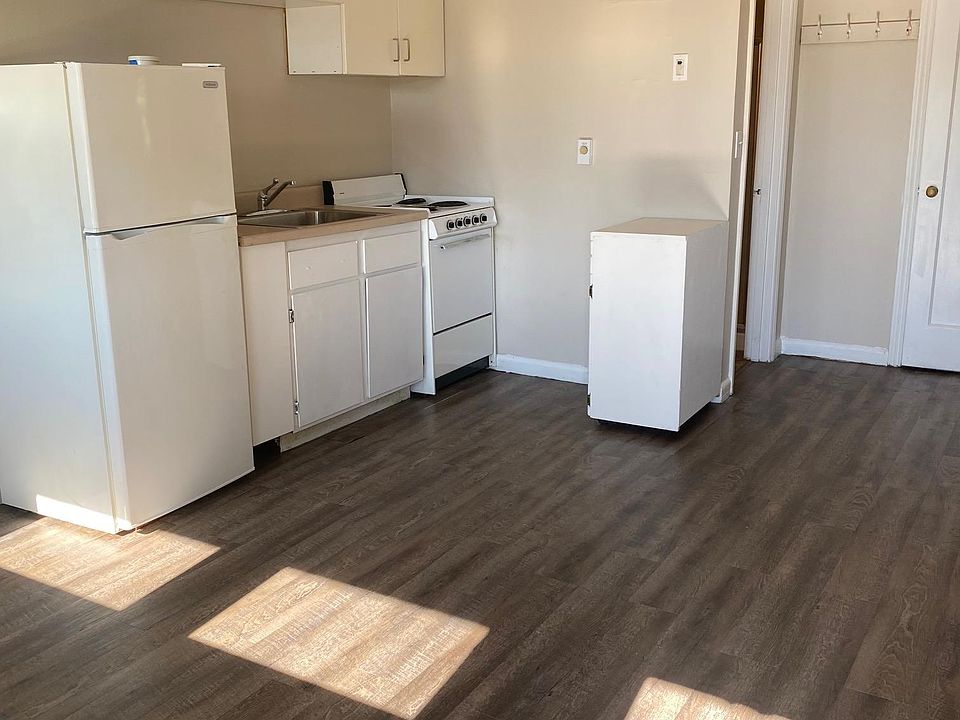 1st image of 3209 S 162nd St #1X1