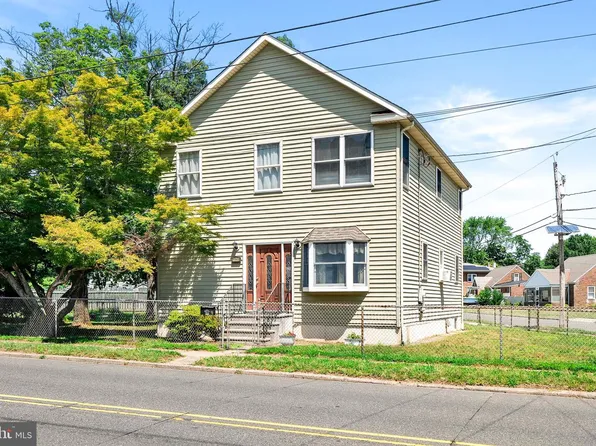1043 Hornberger Ave, Roebling, NJ 08554