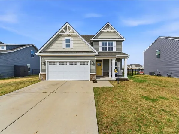 212 Green Lake Rd, Moyock, NC 27958