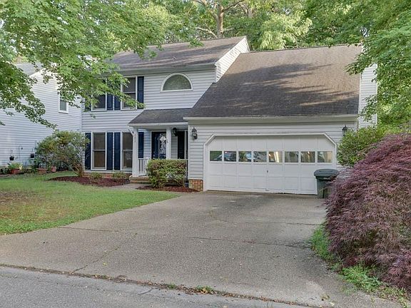 2nd image of 902 Eastnor Ct