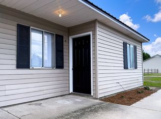 5204 E National Cemetery Rd #D, Florence, SC 29506