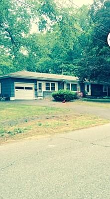 2nd image of 10 Karen Dr