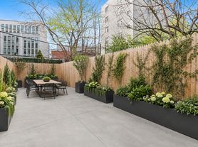 515 Graham Ave, Brooklyn, NY