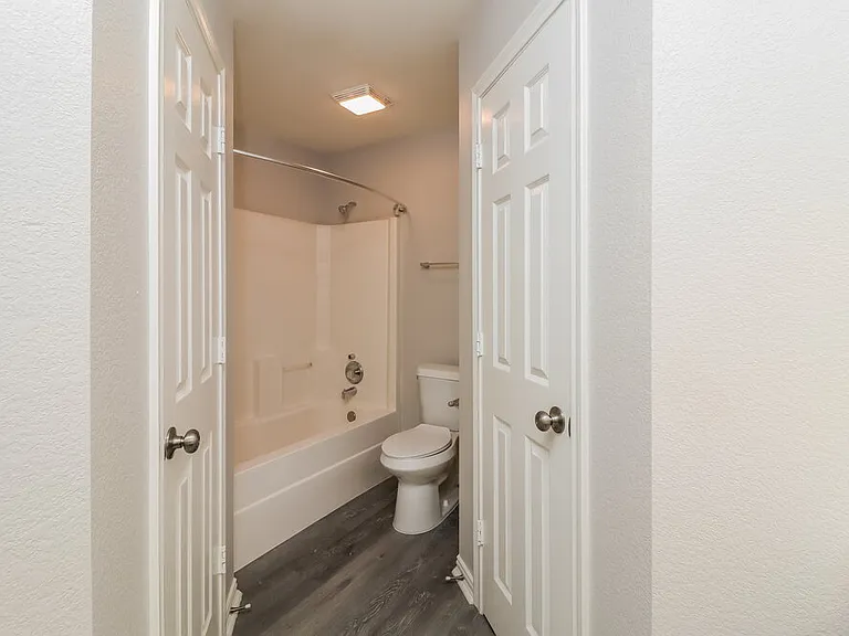 9112 Christopher Cir — Photo 12