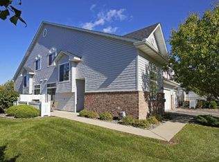 3800 Vermilion Ct S, Eagan, MN 55122