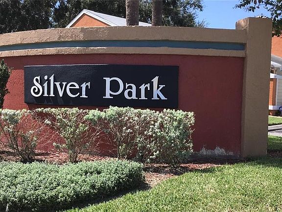 3rd image of 12 Silver Swan Ct