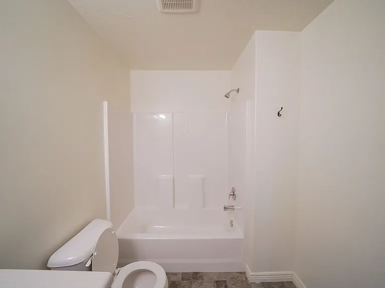 3243 S Fossil Hills Dr — Photo 37