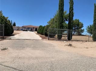 11910 Hawthorne Rd, Hesperia, CA 92345