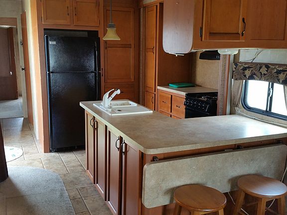 flip up breakfast counter