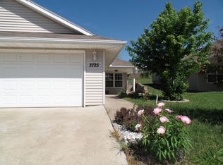 3723 SW Moundview Ct, Topeka, KS 66610