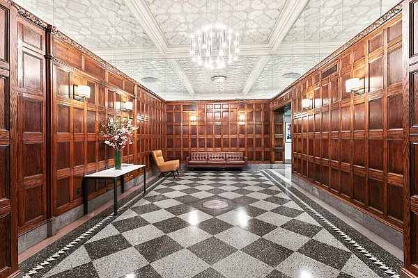 Sold by Compass | media 5