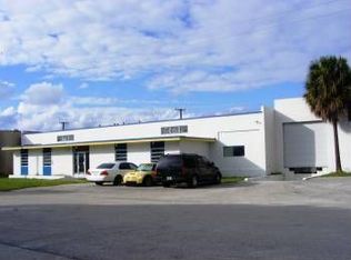 811 NW 57th Pl, Fort Lauderdale, FL 33309