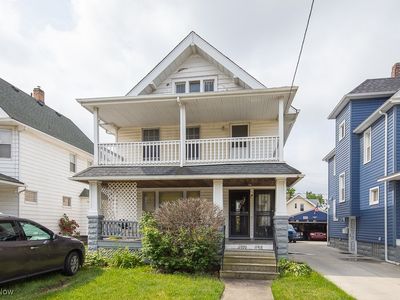11920 Larchmere Blvd, Cleveland, OH, 44120