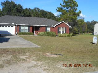175 McCall Ave, Reidsville, GA 30453
