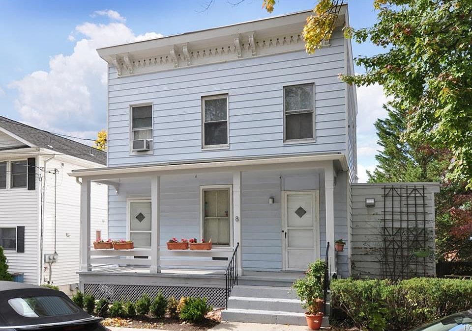 1st image of 8 S Buckhout St #2