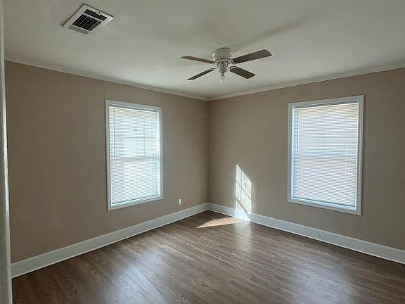 5th image of 1570 Colonial Dr