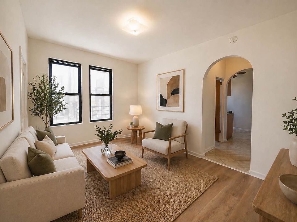 1st image of 2805 43rd St Unit 11