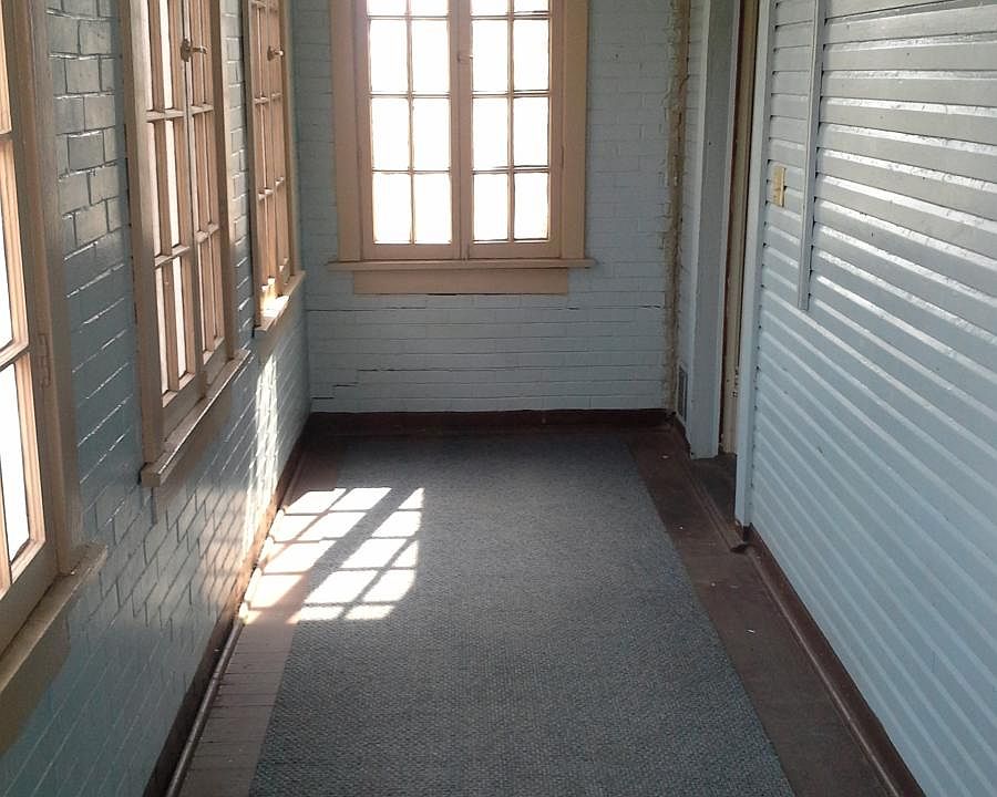 screened in back porch