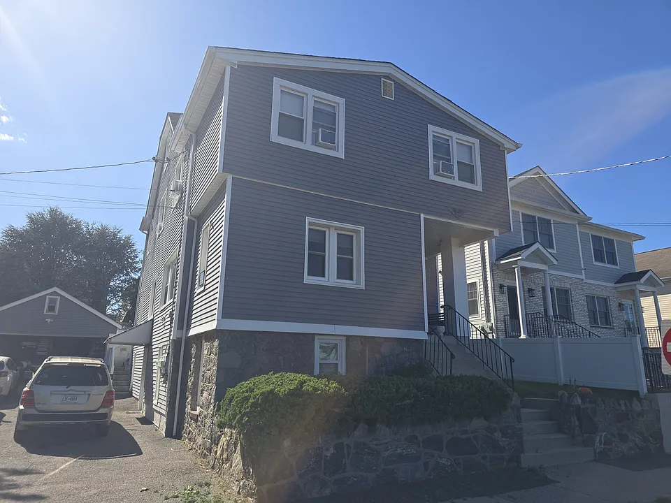 42 Haviland St #1