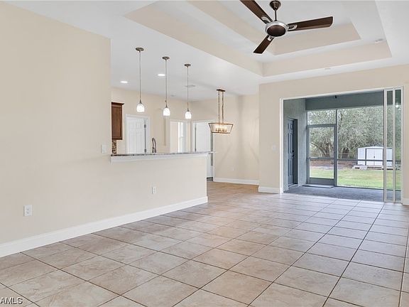 4th image of 1207 Rush Ave