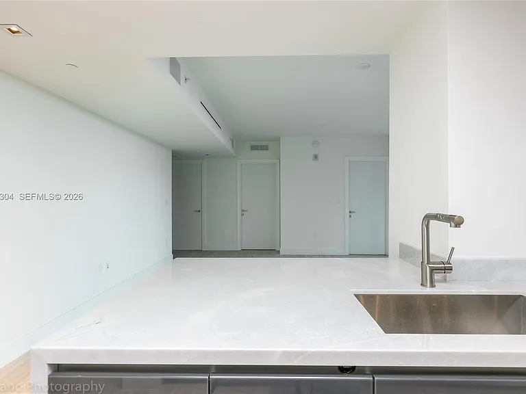 1451 Brickell Ave #905 — Photo 7