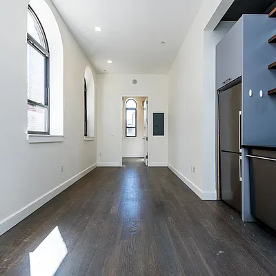 Rented by Nooklyn NYC LLC | media 30