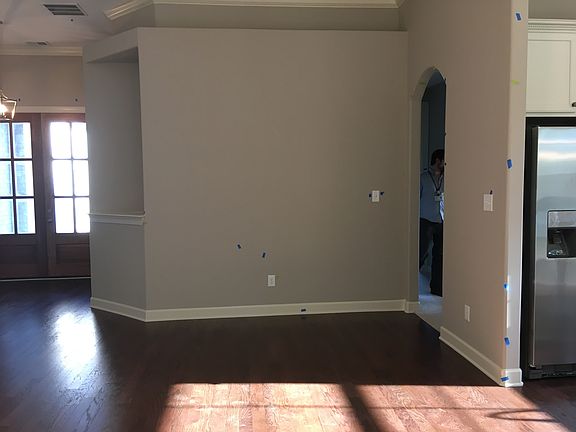 2nd image of 9346 Pinkerton Ln