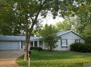 547 Windsor Mill Dr, Ballwin, MO
