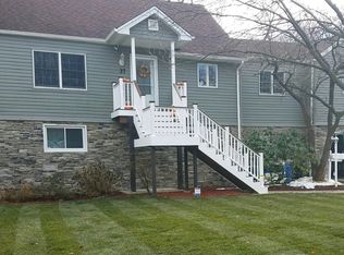 37 Brookside Ave, Pompton Plains, NJ 07444