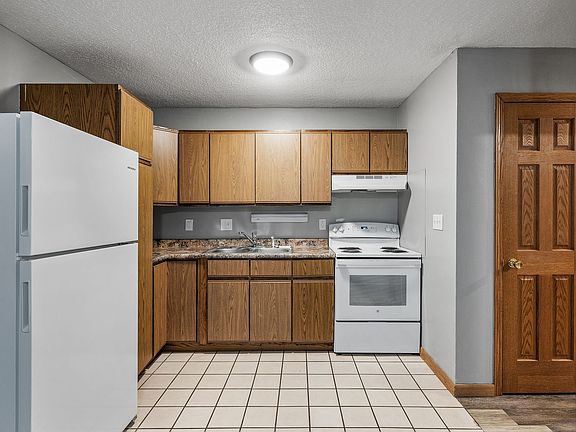 3rd image of 1510 Elrose Ct APT 2