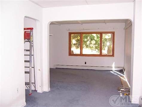 4th image of 311 W C St