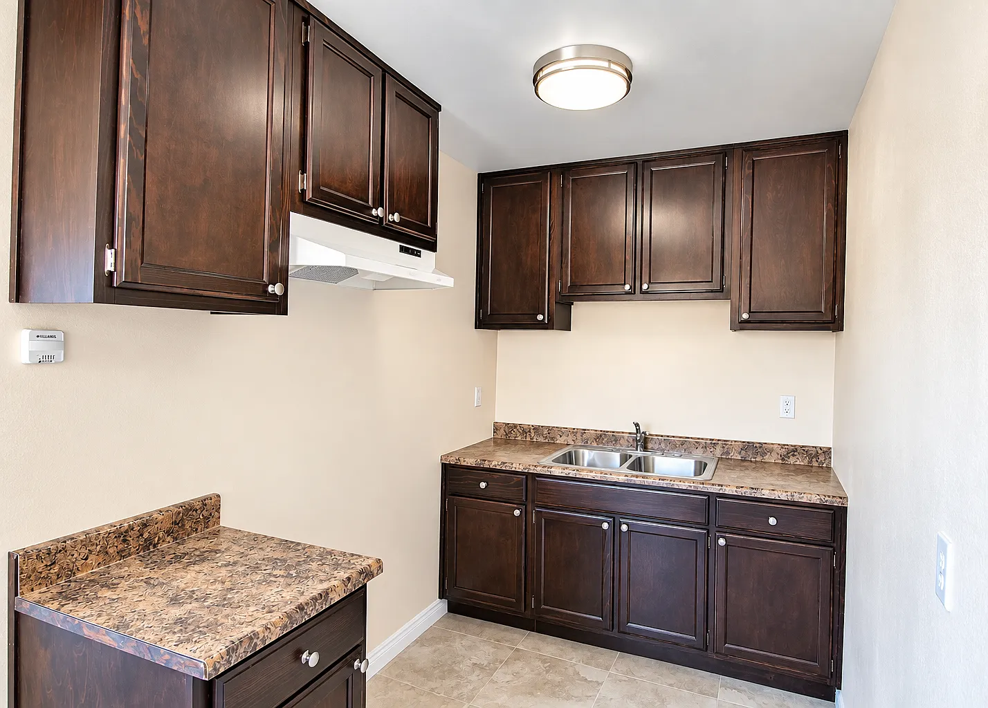 1 bed, 650 sqft, $1,595 — Photo 2