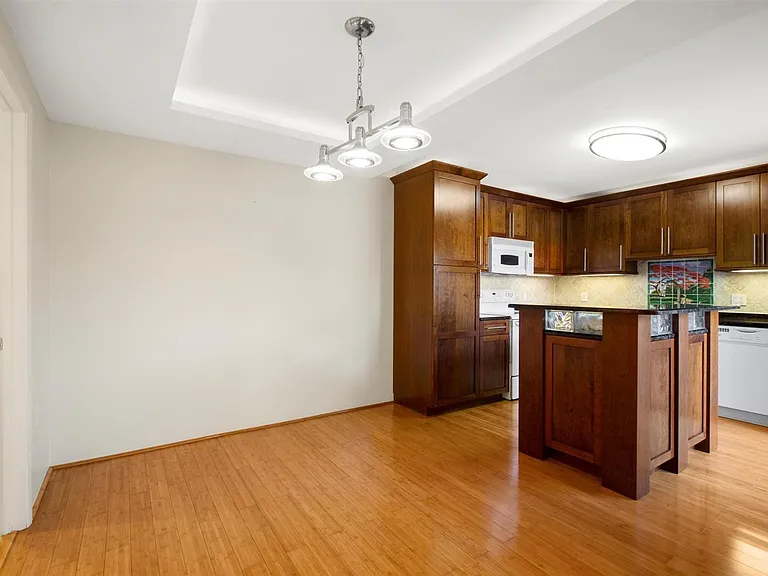 3229 Gardens East Dr #C — Photo 8