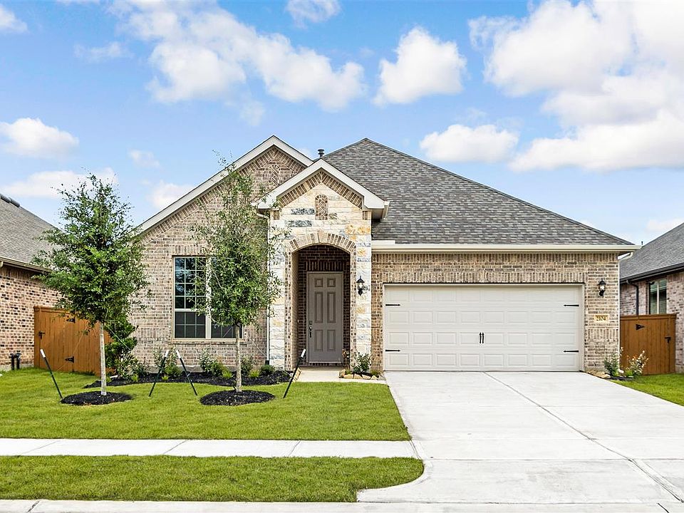 1st image of 2104 Terra Rose Dr