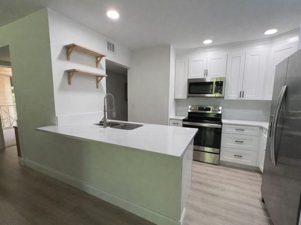 164 Perimeter Dr APT 4B