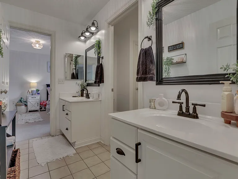 7097 Pleasant Colony Cir — Photo 66