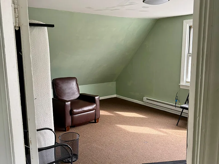 136 Alderman St #2 — Photo 14