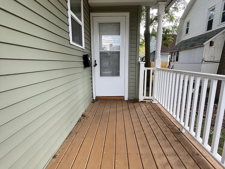 906 Linden Grove Ave #904 — Photo 1