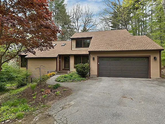 16 Old Manchester Rd