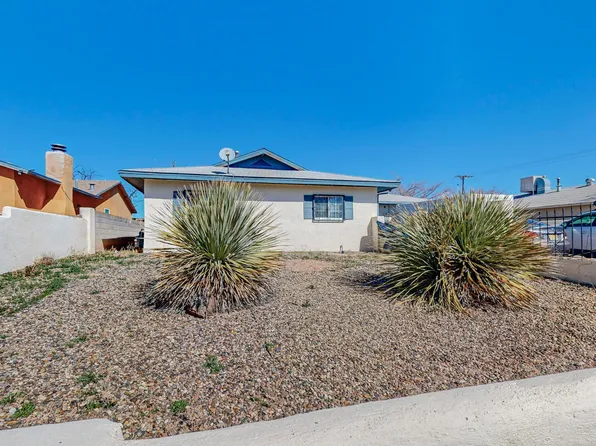5713 Hanover Rd NW, Albuquerque, NM 87105
