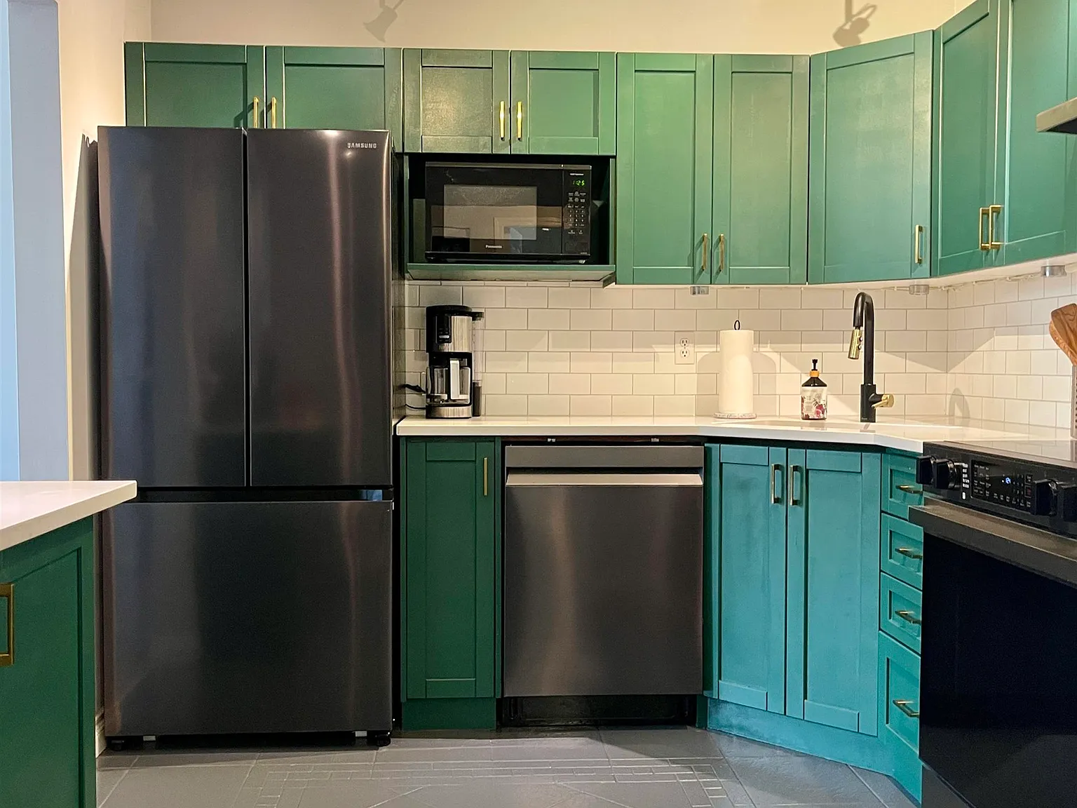 2 bed, 842 sqft, $2,800 — Photo 4